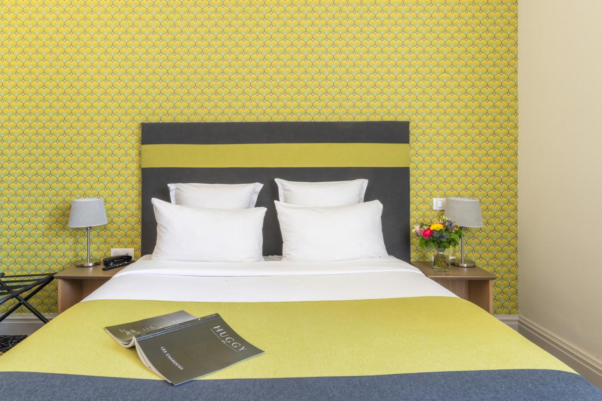 Hotel Heritage Коняк Екстериор снимка