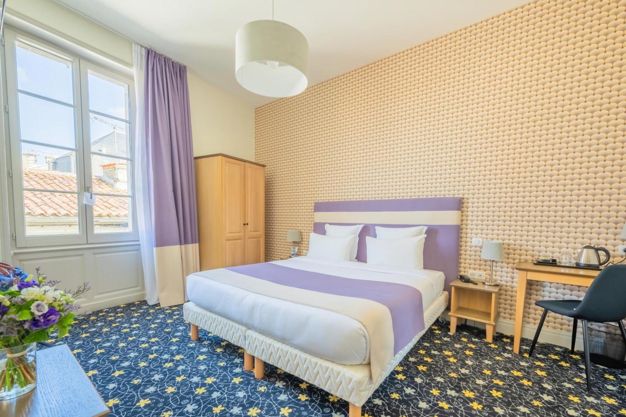 Hotel Heritage Коняк Екстериор снимка